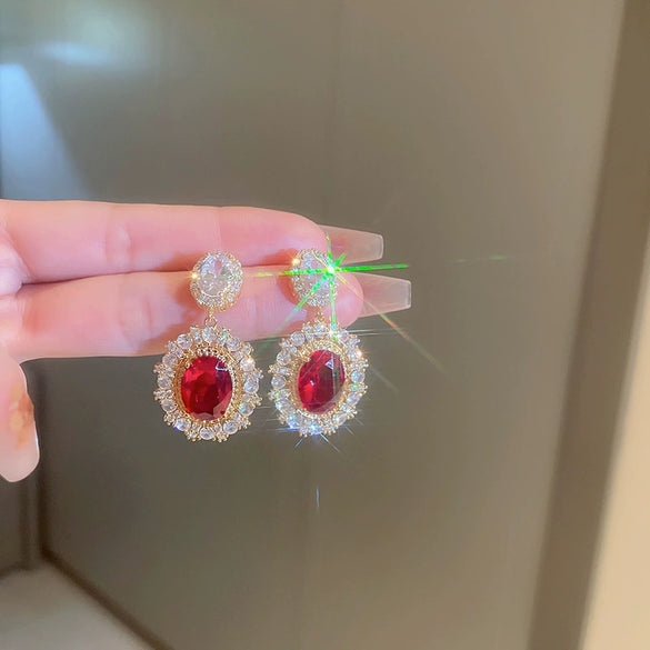 Wholesale Copper Geometric Flowershaped Gemstone Earrings For Women