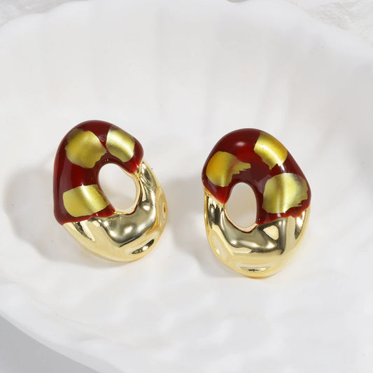 Wholesale Copper Geometric French Retro Light Luxury Women's Earrings With Electroplating