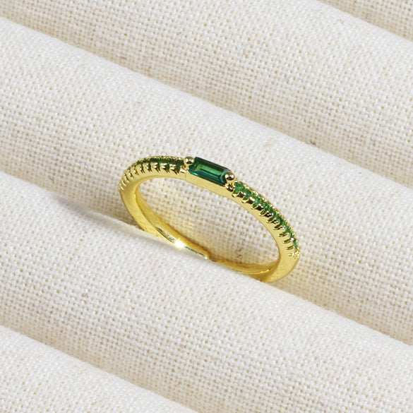 Wholesale Copper Geometric Micropaved Light Luxury Emerald Inlaid Ring For Women