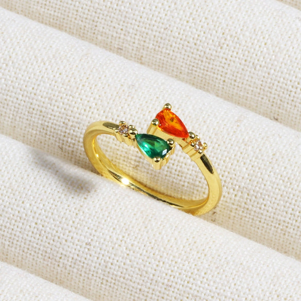 Wholesale Copper Geometric Micropaved Light Luxury Emerald Inlaid Ring For Women