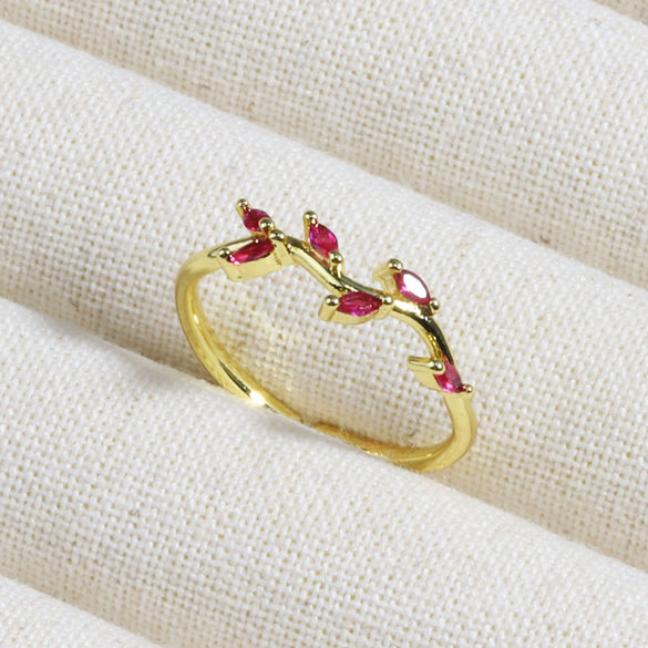 Wholesale Copper Geometric Micropaved Light Luxury Emerald Inlaid Ring For Women