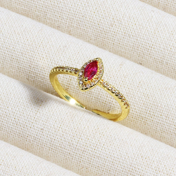 Wholesale Copper Geometric Micropaved Light Luxury Emerald Inlaid Ring For Women