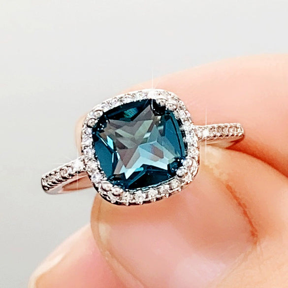 Wholesale Copper Geometric Retro Tanzan Blue Square Ring For Women With Zircon Treatment