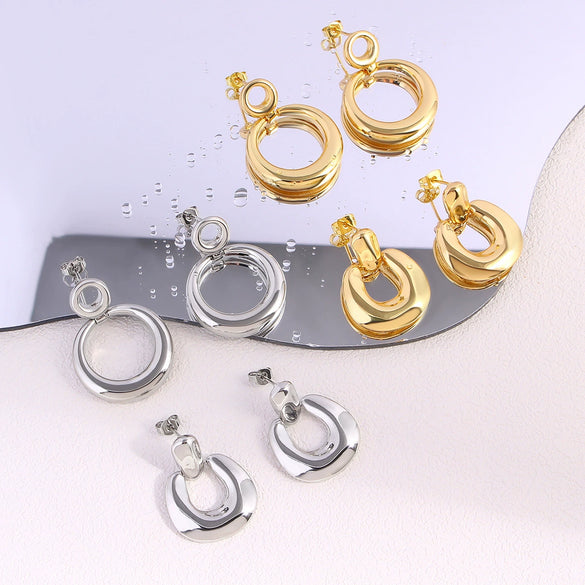Wholesale Copper Geometric Simple Distinctive Retro Circle Ear Studs For Women With Electroplating