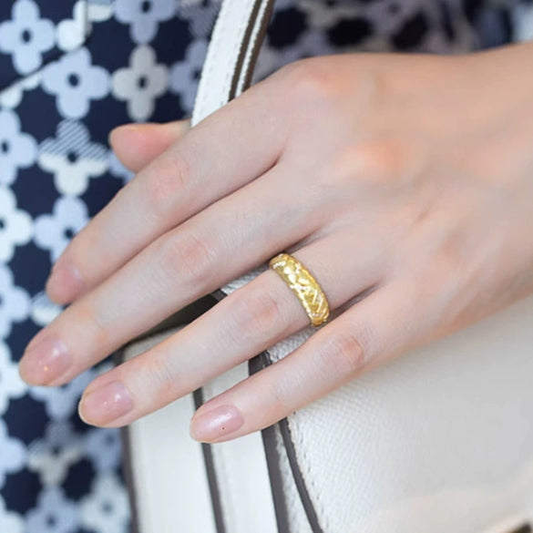 Wholesale Copper Geometric Zirconia Light Luxury Retro Style Finger Ring With Twist Design
