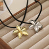 Wholesale Copper Goldplated Retro Flower Petal Pearl Necklace For Women