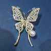 Wholesale Copper Goldplated Zircon Butterfly Pearl Brooch With Natural Freshwater Pearls Simple Animal Style