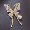 Wholesale Copper Goldplated Zircon Butterfly Pearl Brooch With Natural Freshwater Pearls Simple Animal Style