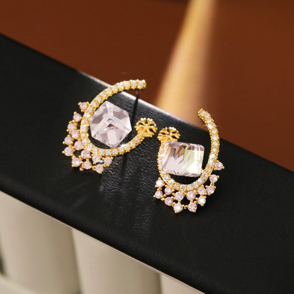 Wholesale Copper Heart Geometric Fashion Earrings With Electroplating For Women