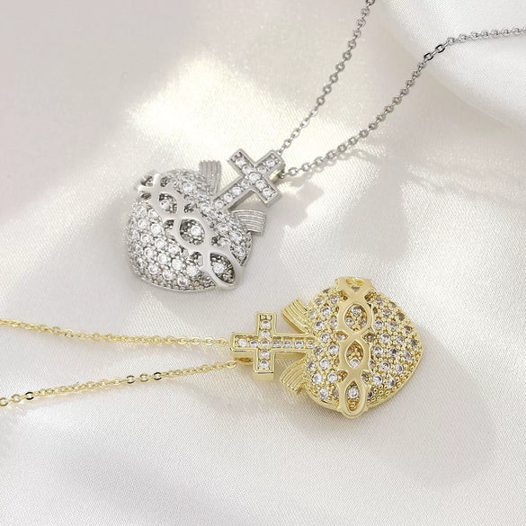 Wholesale Copper Heart Shape Cross Pendant O Chain Necklace With Electroplating For Women And Men