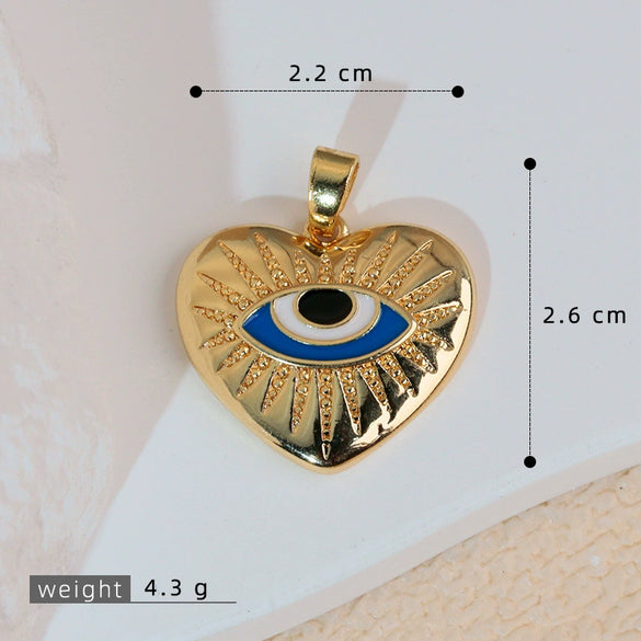 Wholesale Copper Heartshaped Devil's Eye Pendant Jewelry Accessories With Electroplating