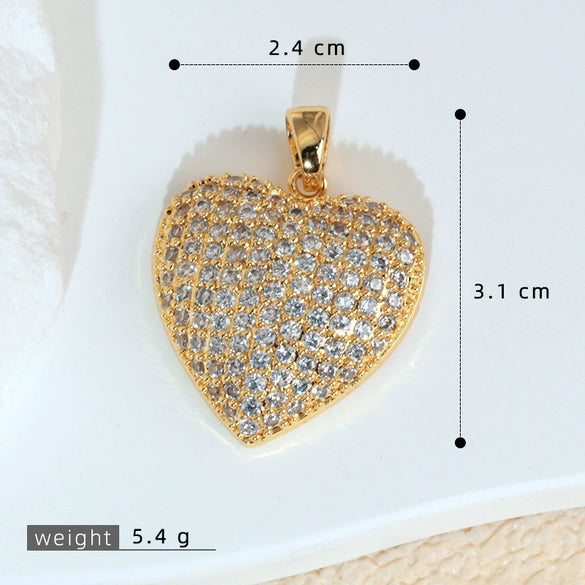 Wholesale Copper Heartshaped Micropaved Love Necklace Pendant For Women Jewelry Accessories