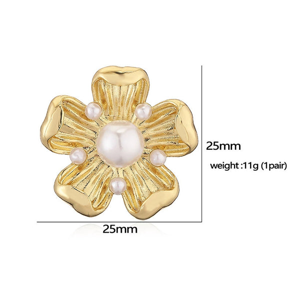 Wholesale Copper Inlaid Pearl Flower Petal And Geometric C Shaped Women's Earrings