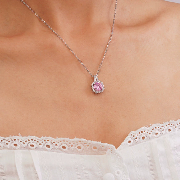 Wholesale Copper Inlaid Zircon Simple Style Square Perfume Bottle Pendant Necklace For Women With Electroplating