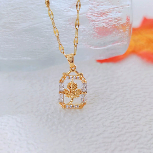 Wholesale Copper Leaf Pendant Necklace Electroplating Design For Women