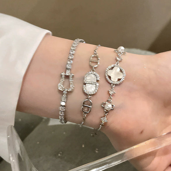 Wholesale Copper Letter Zirconia Inlayed Fashion Exquisite Cold Style Light Luxury High End Feeling Temperament Women's Bracelet