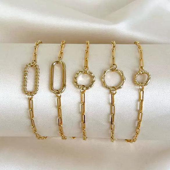 Wholesale Copper Loop Necklace With Geometric Love Round Pendant Electroplated Gold Plated And Color Preservation Simple Style Unisex