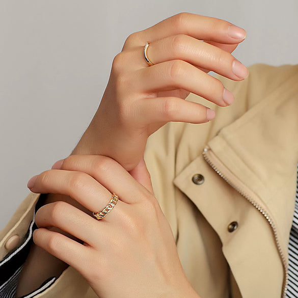 Wholesale Copper Metallic Gold Rope Geometric Hollow Ring With Electroplating Treatment