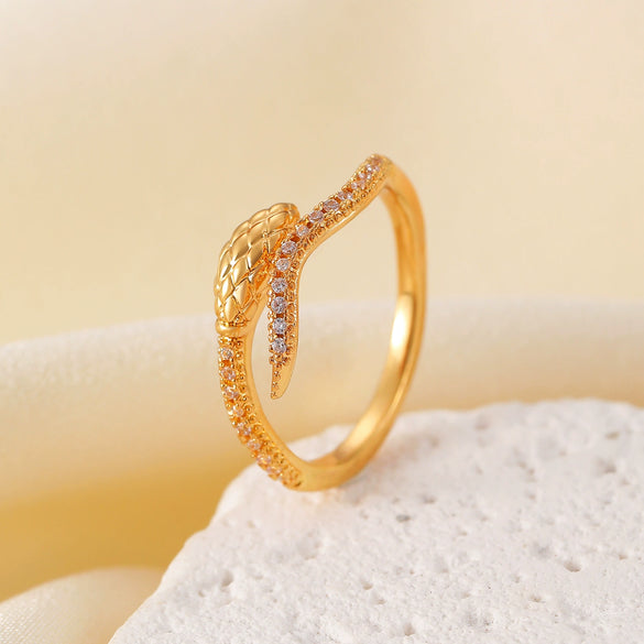 Wholesale Copper Micro Inlaid Zircon Winding Snake Ring Animal Style Electroplated For Women