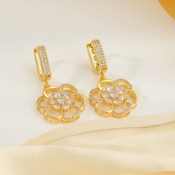 Wholesale Copper Microinlaid Zirconium Petal Fourleaf Clover Women's Earrings