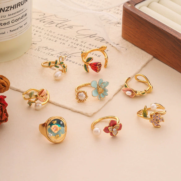 Wholesale Copper Natural Pearl Flower Open Ring For Women With Electroplating Design