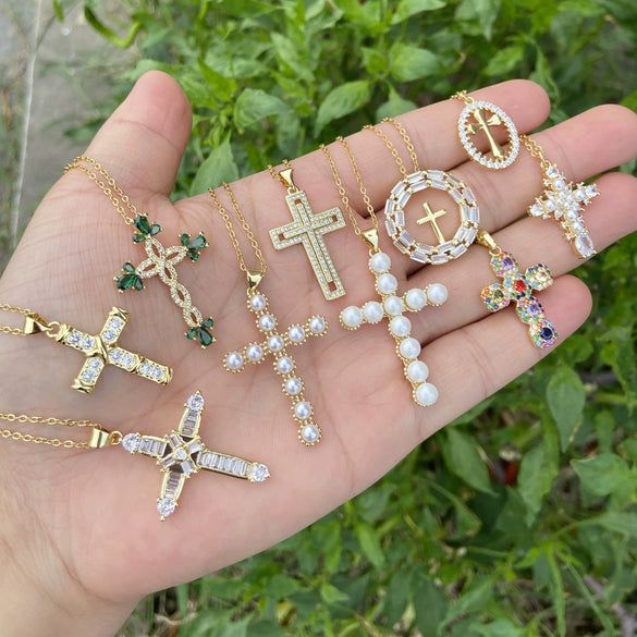 Wholesale Copper Necklace With Cross Pendant And Microinlaid Zircon 18K Gold Plated Personalized Style