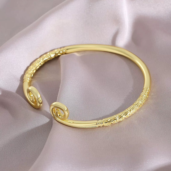 Wholesale Copper Niche Geometric Curse Opening Bracelet With Electroplating