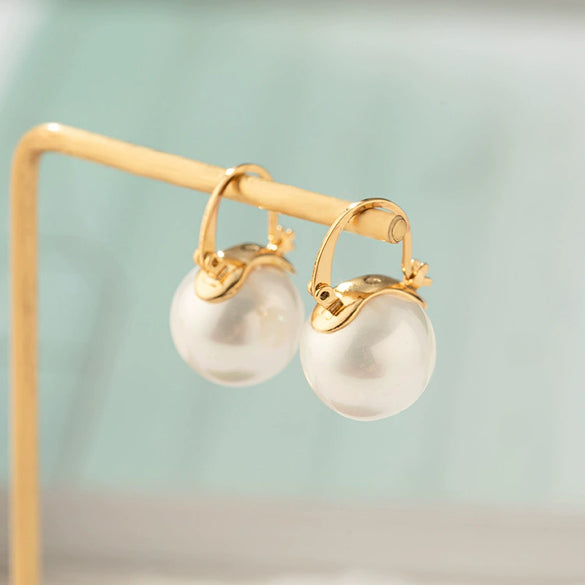 Wholesale Copper Pearl Earrings Minimalist Natural Geometric Electroplating Style