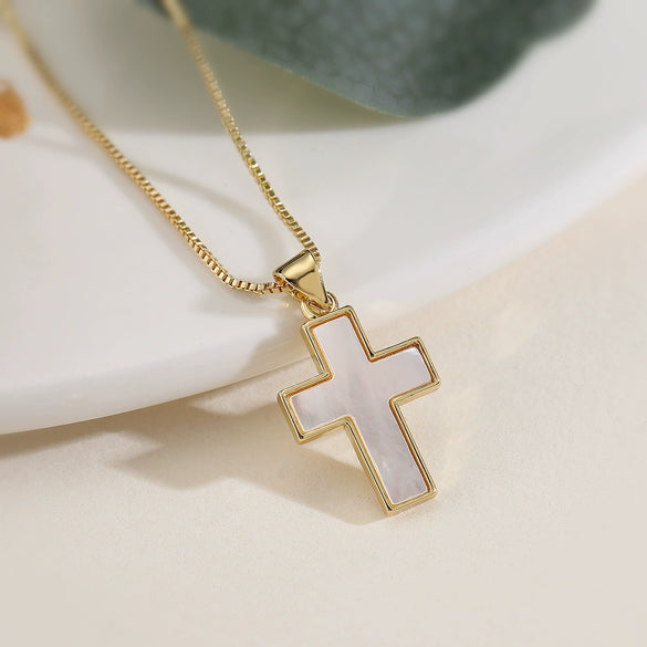 Wholesale Copper Plated 18K Gold Zircon White Shellfish Geometric Cross Pendant Necklace For Women Minimalist Style