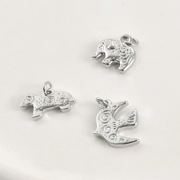 Wholesale Copper Retro Small Animal Pendant Hand Made Accessories With Electroplating