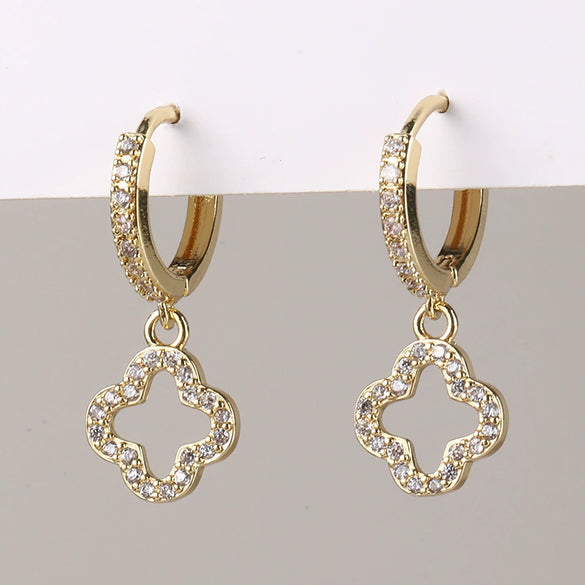 Wholesale Copper Simple Micropaved Zircon Earrings With Heart Butterfly Ear Hook Ear Buckle Geometric And Heart Shape Design For Women