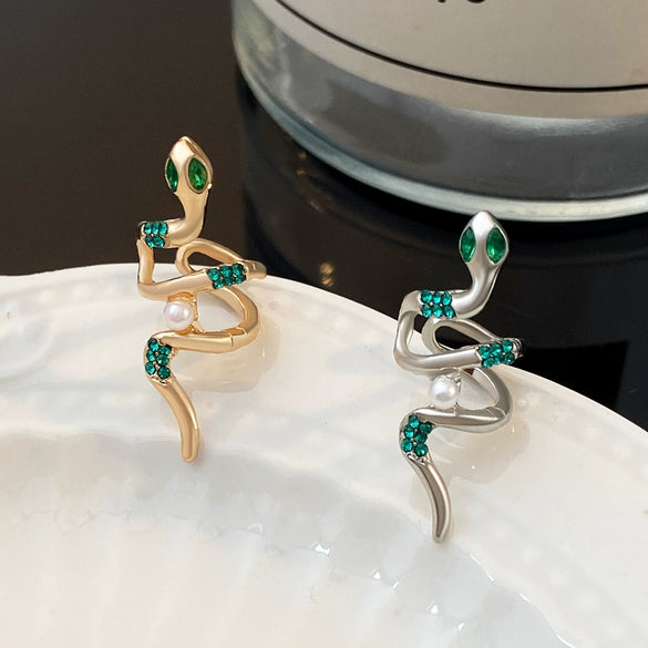Wholesale Copper Snakeshaped Electroplated Animal Style Women's Earrings