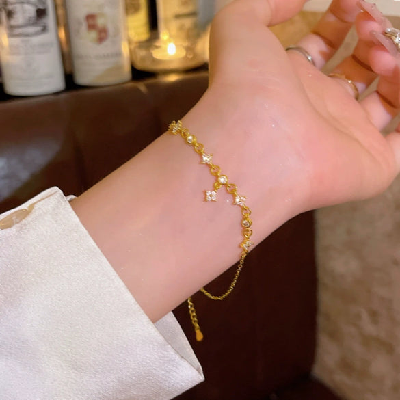 Wholesale Copper Star Electroplated Women's Minimalist Light Luxury Niche Bracelet