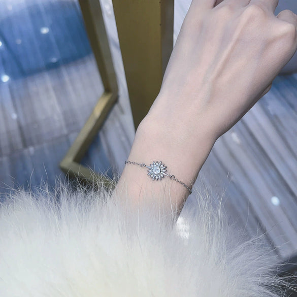 Wholesale Copper Star Shape Micropaved Women's Bracelet Light Luxury Niche Highend Sense No Fading