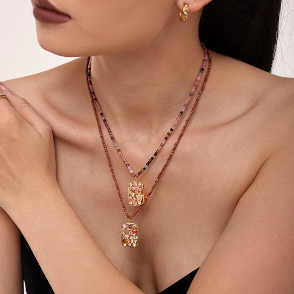 Wholesale Copper Zircon Flower Pendant Necklace With Geometric Pattern Handmade And Electroplated For Women