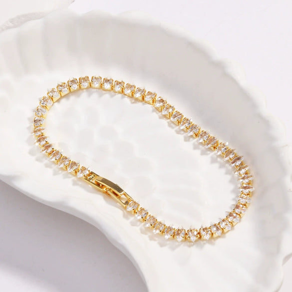Wholesale Copper Zirconia Geometric Style Light Luxury Women's Bracelet