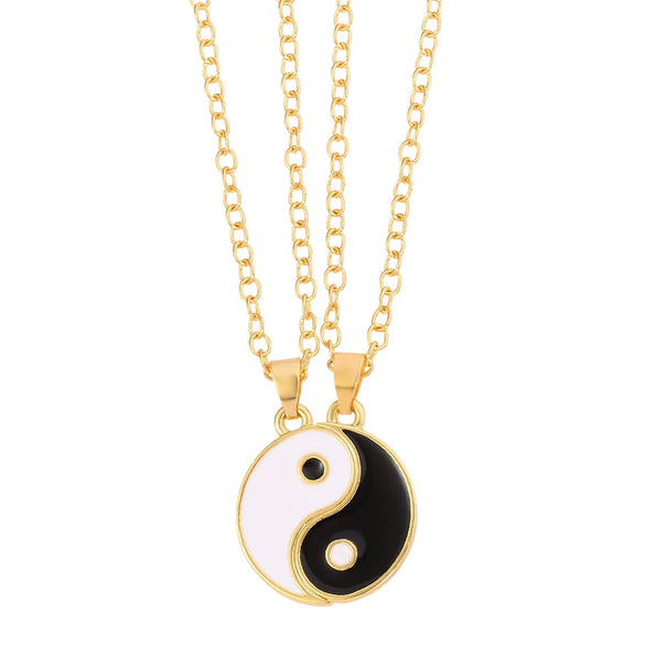 Wholesale Couple Necklace With Taiji Stitching Bagua Yin And Yang Pendant Alloy Electroplated