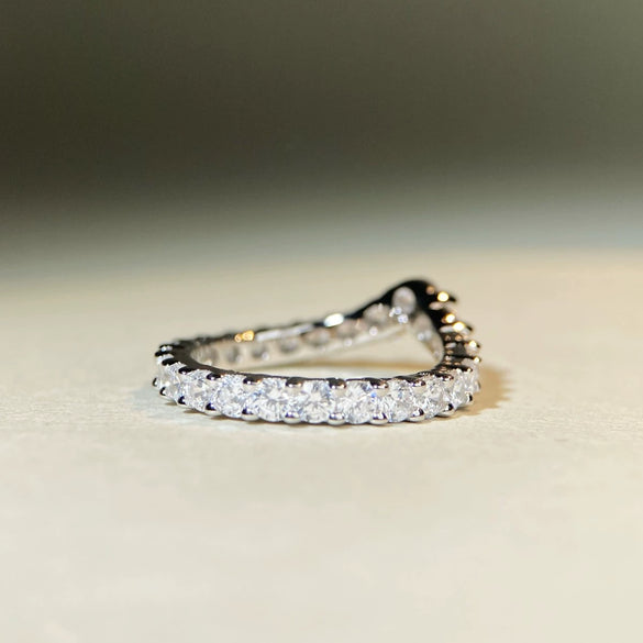 Wholesale Couple Ring Women's Ribbon Diamond Ring S925 Sterling Silver Geometric Electroplated Engagement Wedding Props