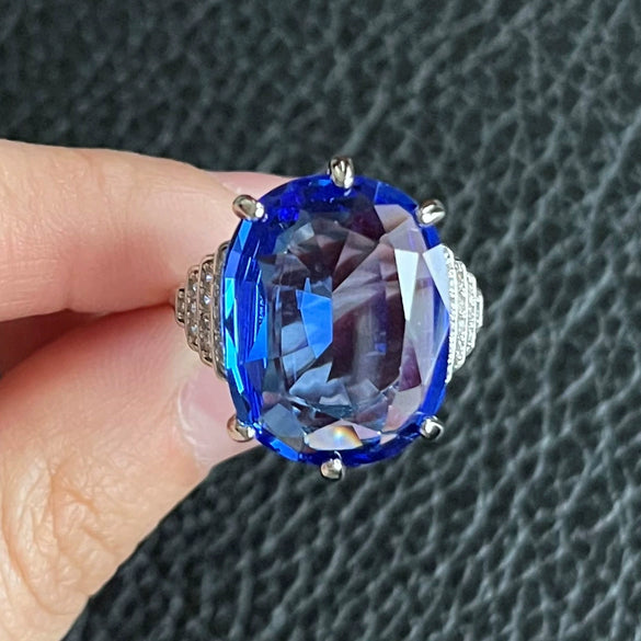 Wholesale Couple Style Copper Inlaid Sapphire Blue Topaz Goose Egg Ring And Bracelet With French Retro Geometric Design