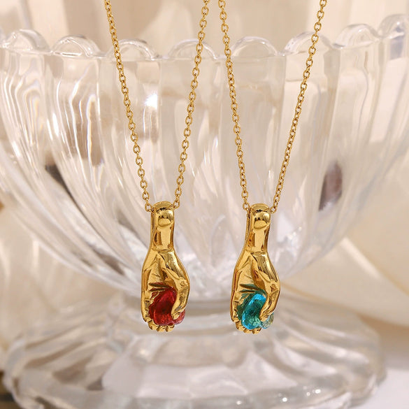 Wholesale Creative Pendant Necklace With Geometric Pattern Made Of Stainless Steel And Titanium Steel 18K Gold Plated Hand Gem For Women Fashion Ol Style