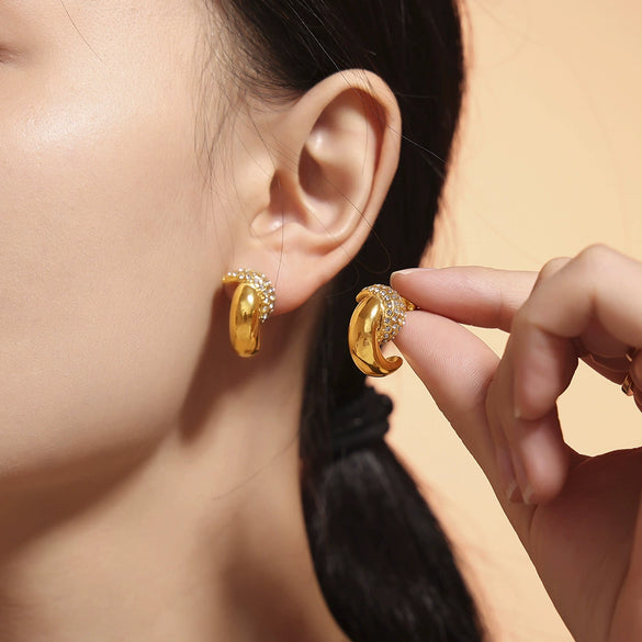 Wholesale Crescent Curved Creative Spell Drill Titanium Steel Earrings With 18K Real Gold Electroplated Finish For Women Geometric Style