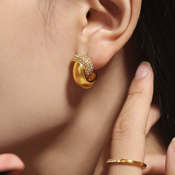 Wholesale Crescent Curved Creative Spell Drill Titanium Steel Earrings With 18K Real Gold Electroplated Finish For Women Geometric Style