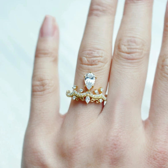 Wholesale Crown Ring Copper Zirconia Water Drop Pear Shaped Engagement Ring For Women
