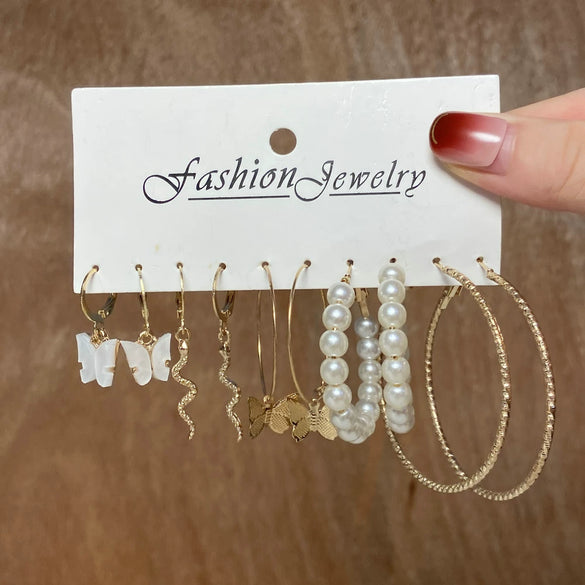 Wholesale Cshaped Imitation Pearl Earrings Set Alloy Animal Zodiac Pattern Set With Diamonds Retro Women's