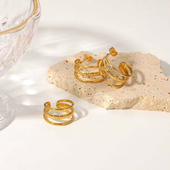 Wholesale Cshaped Stainless Steel Earrings And Geometric Titanium Steel Ring With 18K Gold Plated Electroplating