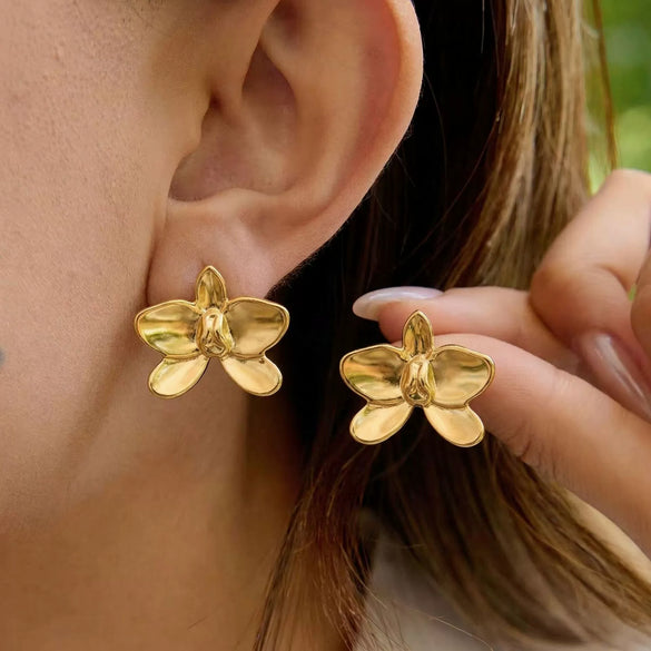 Wholesale Cute Stainless Steel Flower Butterfly Earrings With Vacuum Real Gold Plating In Pvd Furnace For Women