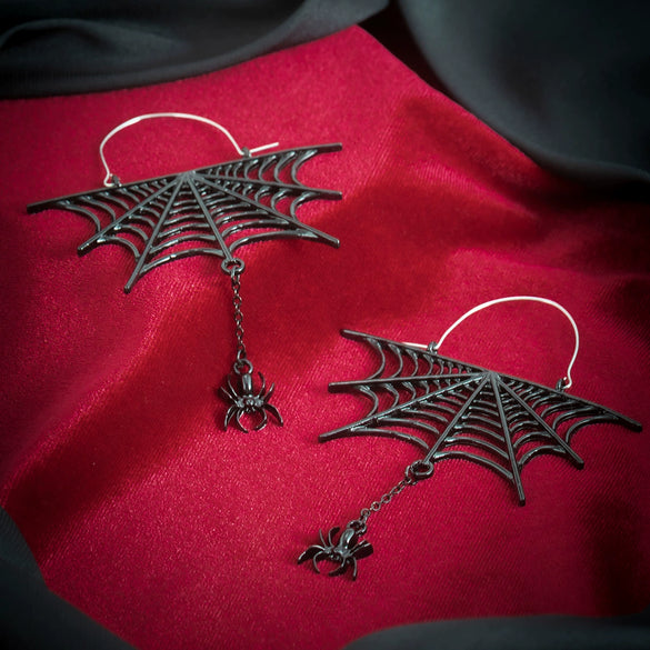 Wholesale Dark Wind Cobweb Hollow Tassel Stud Earrings For Women Metal Animal Pattern Electroplating Gothic Punk Style Halloween Spider Design
