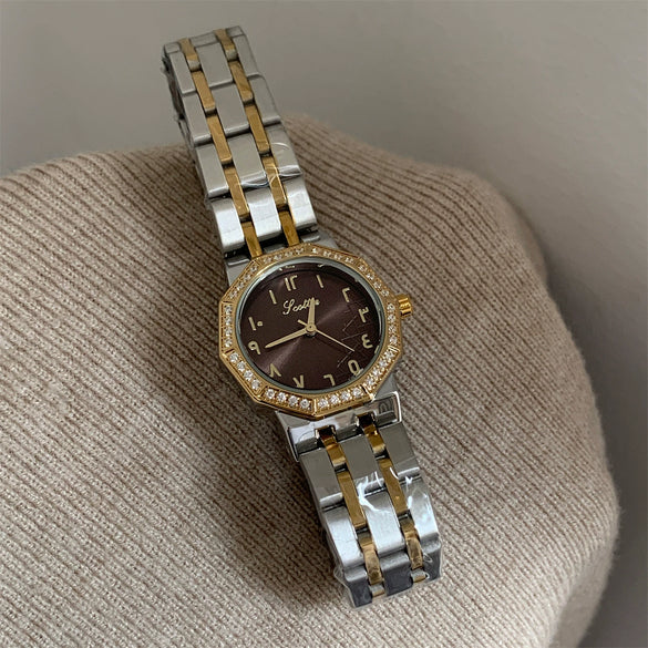Wholesale Diamond Encrusted Alloy Round Dial Quartz Watch For Women With Screw Down Crown And Butterfly Double Snap Buckle