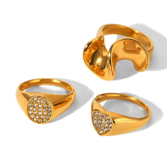 Wholesale Diamond Encrusted Stainless Steel Geometric Heart And Round Shape Ring For Women