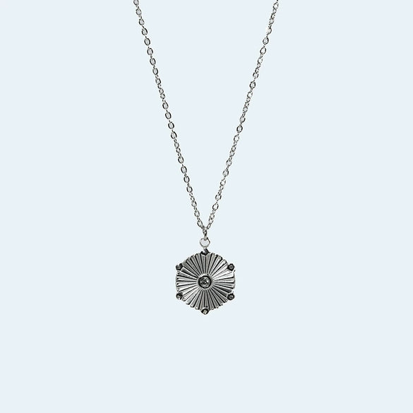 Wholesale Diamondshaped Electroplated Titanium Steel Oshaped Chain Necklace For Women
